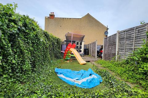 72 Mandeville Road, Enfield, EN3 6SL