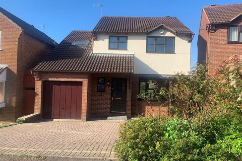 4 bedroom detached house to rent, Vaga Crescent, Ross On Wye HR9
