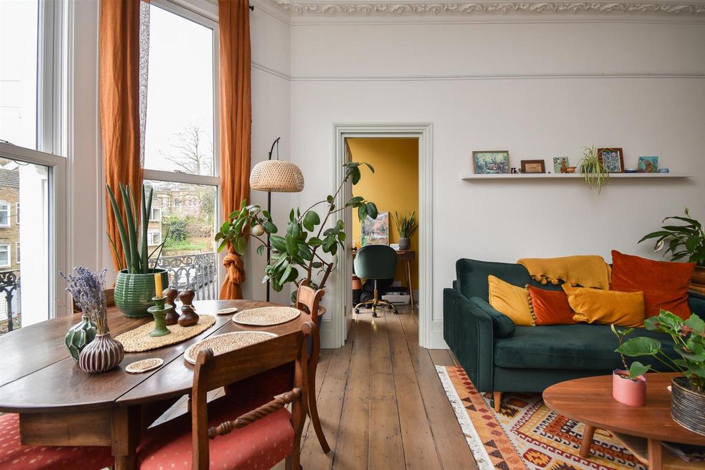 Living room & kitchen