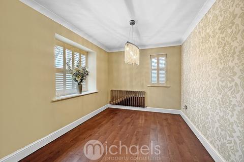 6 Long Meadow, Great Notley, Braintree, CM77 7WD