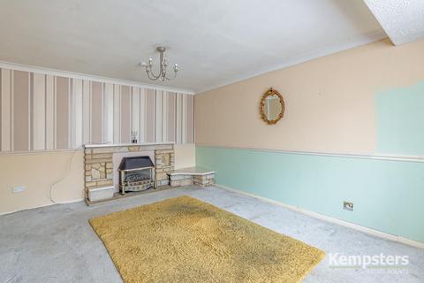 3 bedroom end of terrace house for sale, Wickham Road, Chadwell St Mary, Grays