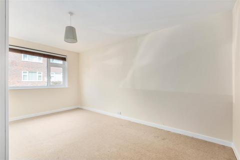 Flat 5, Cambridge Court Cambridge Road, London, SW20 0SG