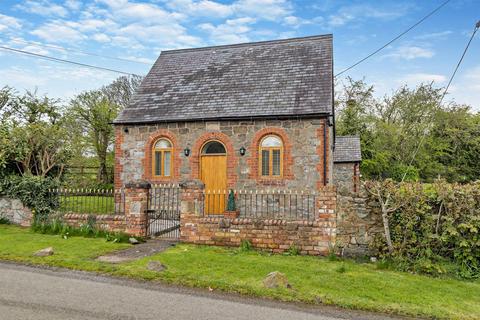 1 bedroom detached house for sale, Crew Green, Powys