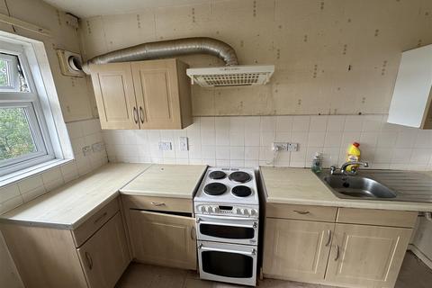 2 bedroom flat for sale, Stamford Court, Stamford Road, Longsight, Manchester