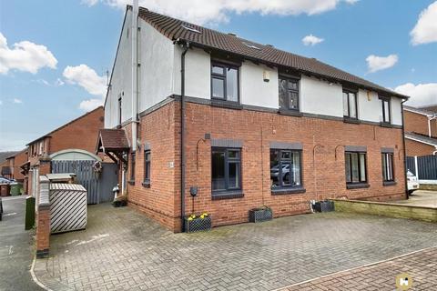 18 Billingham Close, Wakefield, WF2 0TR