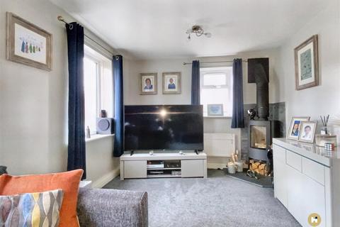 18 Billingham Close, Wakefield, WF2 0TR