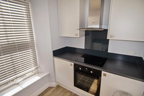 1 bedroom apartment to rent, Boston Manor Road, Brentford