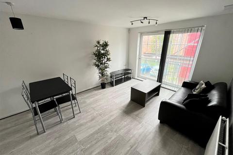 2 bedroom apartment to rent, Duke Street, Salford
