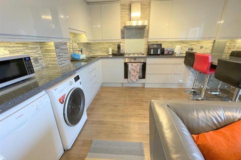 45 Compair Crescent, Ipswich, IP2 0EH
