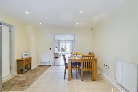 50 Cliddesden Road, Basingstoke, RG21 3ER