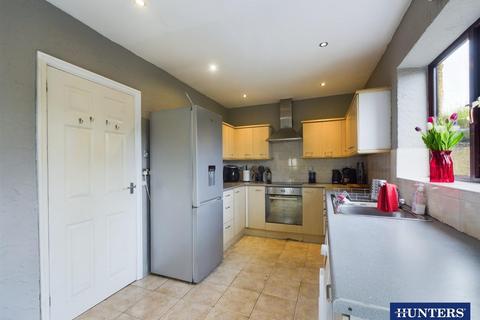 2 bedroom end of terrace house for sale, Vicars Fields, Kendal