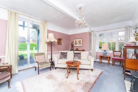 York Cottage Widecroft Road, Iver, SL0 9QD