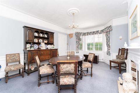 York Cottage Widecroft Road, Iver, SL0 9QD