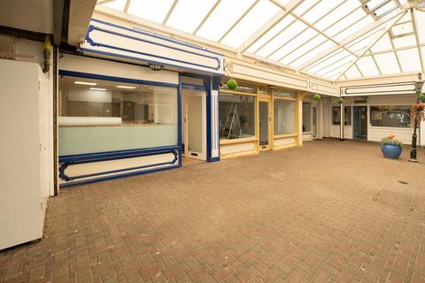 Retail property (high street) to rent, The Parade , St Helier, JE2