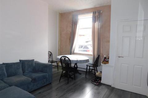2 bedroom terraced house to rent, Marion Street, Oldham