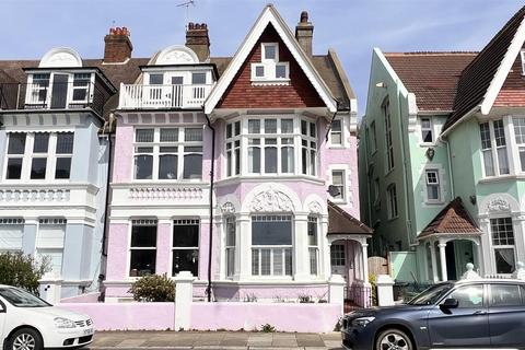 2 bedroom flat for sale - Grosvenor Crescent, St Leonards-On-Sea