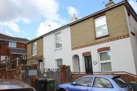 2 bedroom terraced house to rent, Bedworth Place, Ryde, Isle of Wight