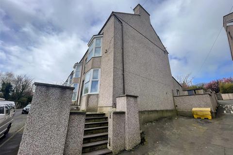 5 bedroom end of terrace house for sale, High Terrace, Holyhead LL65