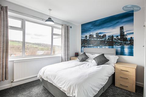 30 Hillcrest Road, Deepcar, Sheffield, S36 2QL