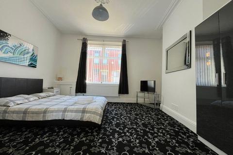 5 bedroom house to rent, Henthorne Street, Blackpool, Lancashire