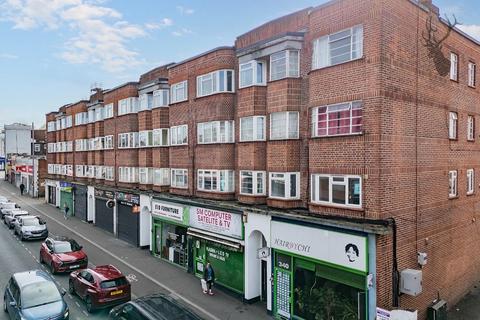 3 bedroom flat for sale, Bridge Court, Leyton