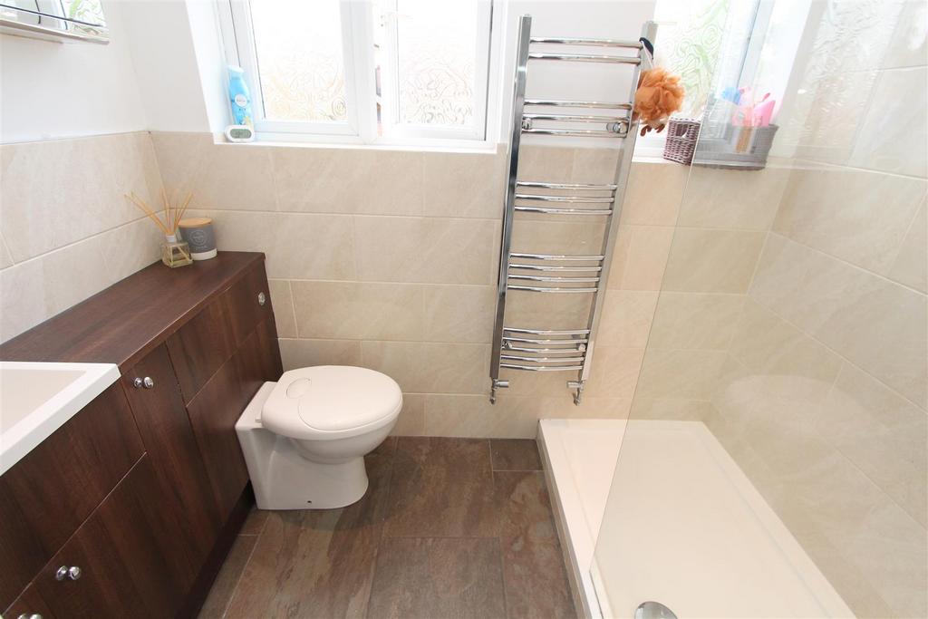 Downstairs shower.jpg