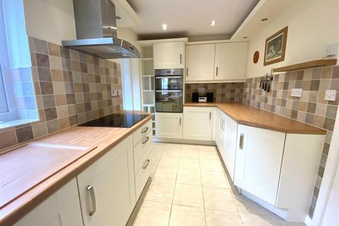 3 bedroom detached house for sale, Chestnut Drive, Bayston Hill, Shrewsbury