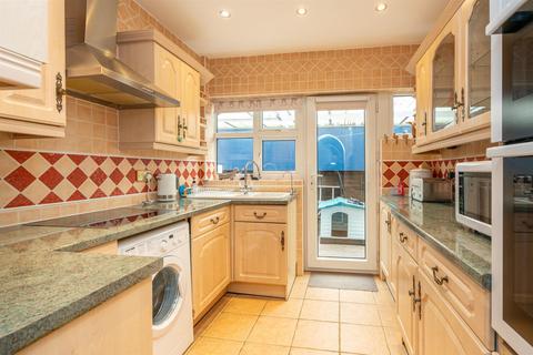 6 Crabtree Close, Hemel Hempstead, HP3 9EF