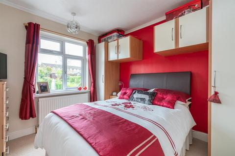 6 Crabtree Close, Hemel Hempstead, HP3 9EF