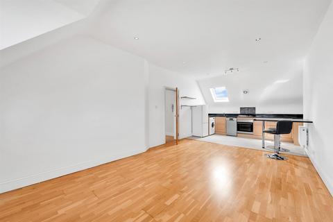 2 bedroom apartment for sale, Footscray Road, London SE9