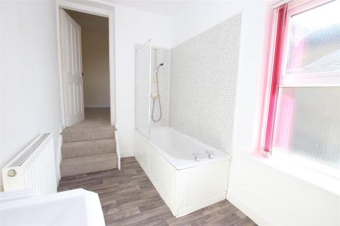 19 Mount Terrace, Bradford, BD2 2JQ
