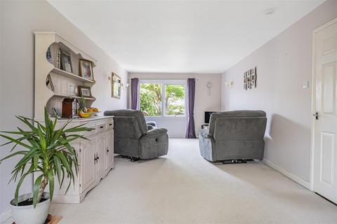 53 Downlands Road, Devizes, SN10 5EF