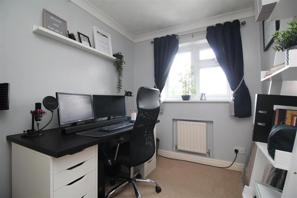 Bedroom 3 .JPG