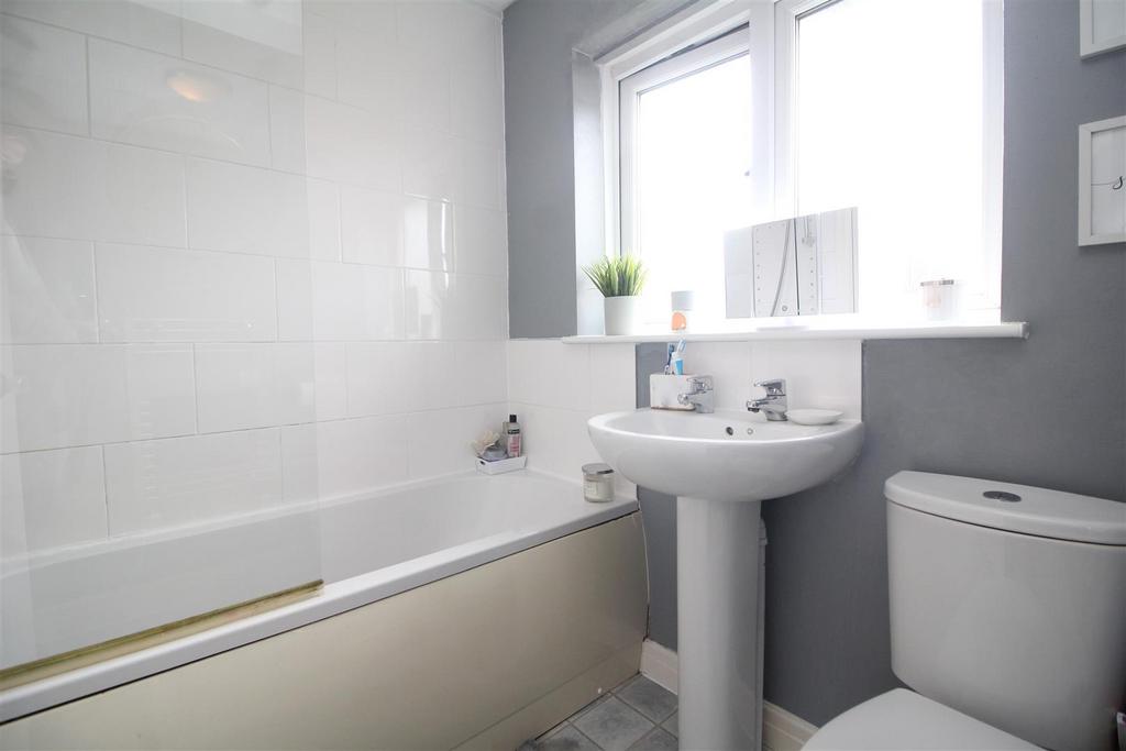 Bathroom .JPG