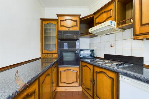 145 Barnsley Road, Wombwell, Barnsley, S73 8HH