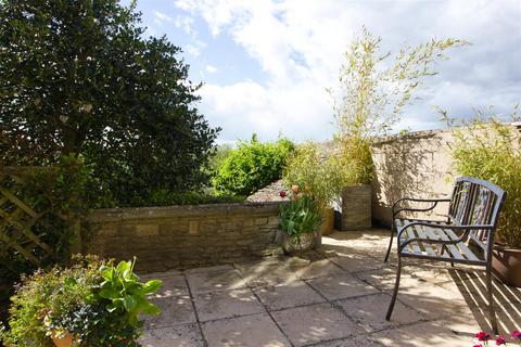 Matchbox Cottage, 28 Gloucester Street, Malmesbury, SN16 0AA