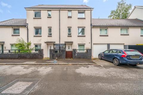 3 bedroom townhouse for sale, Phoebe Road, Pentrechwyth, Swansea