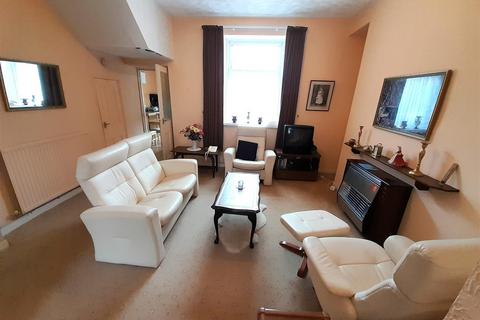 53 Brynmor Road, Llanelli, SA15 2TF