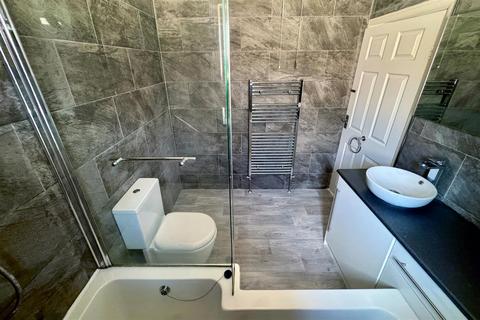 42 Neath Road, Tonna, Neath, SA11 3DJ