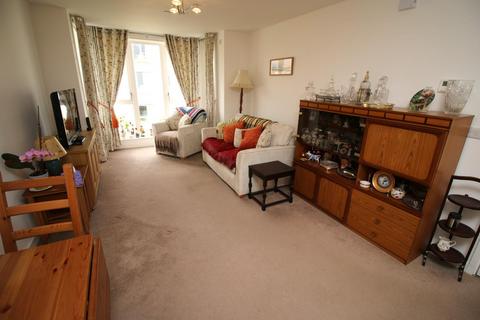 2 bedroom flat for sale, Over 55's apartment in Chestnut Park