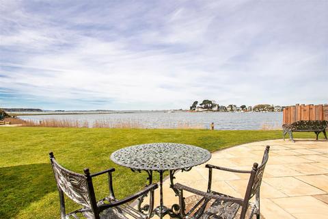 3 bedroom flat for sale, Salterns Way, Lilliput, Poole