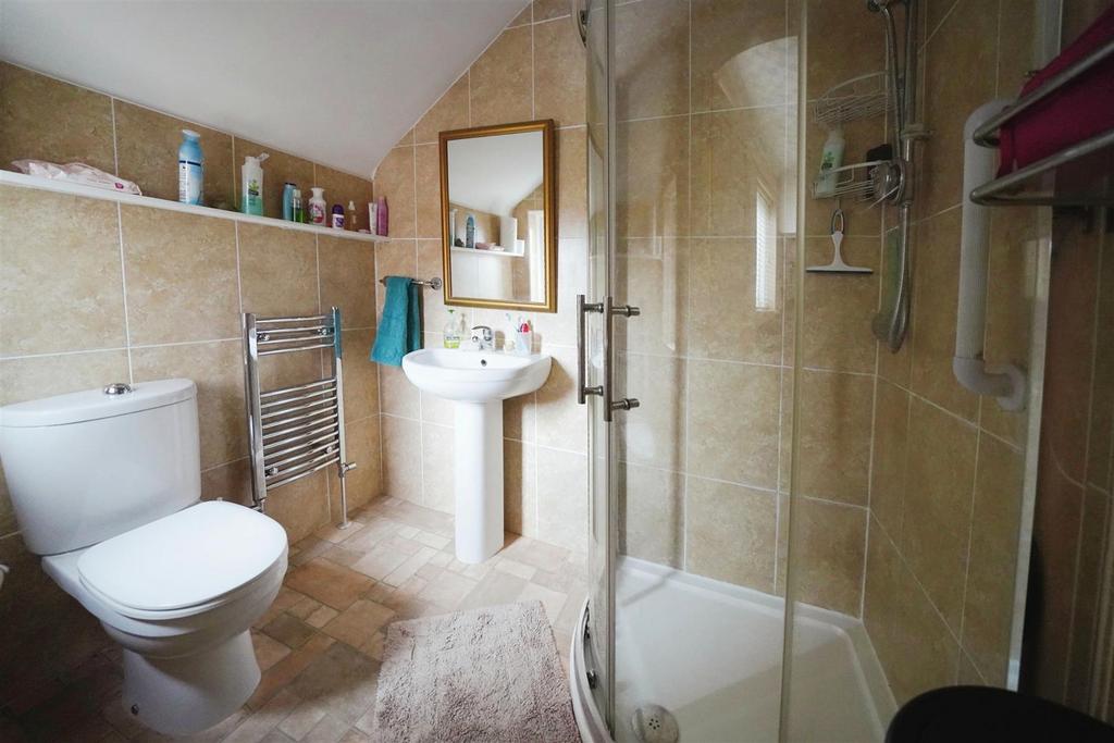 En Suite Shower Room