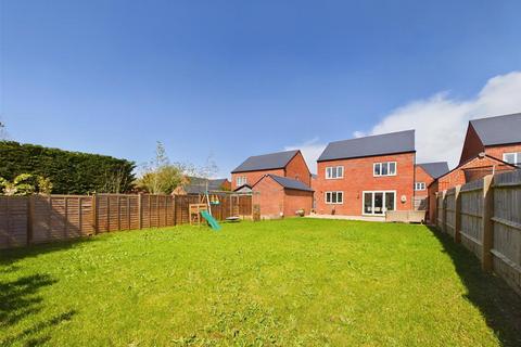 4 bedroom detached house for sale, Leighton Close, Twigworth, Gloucester
