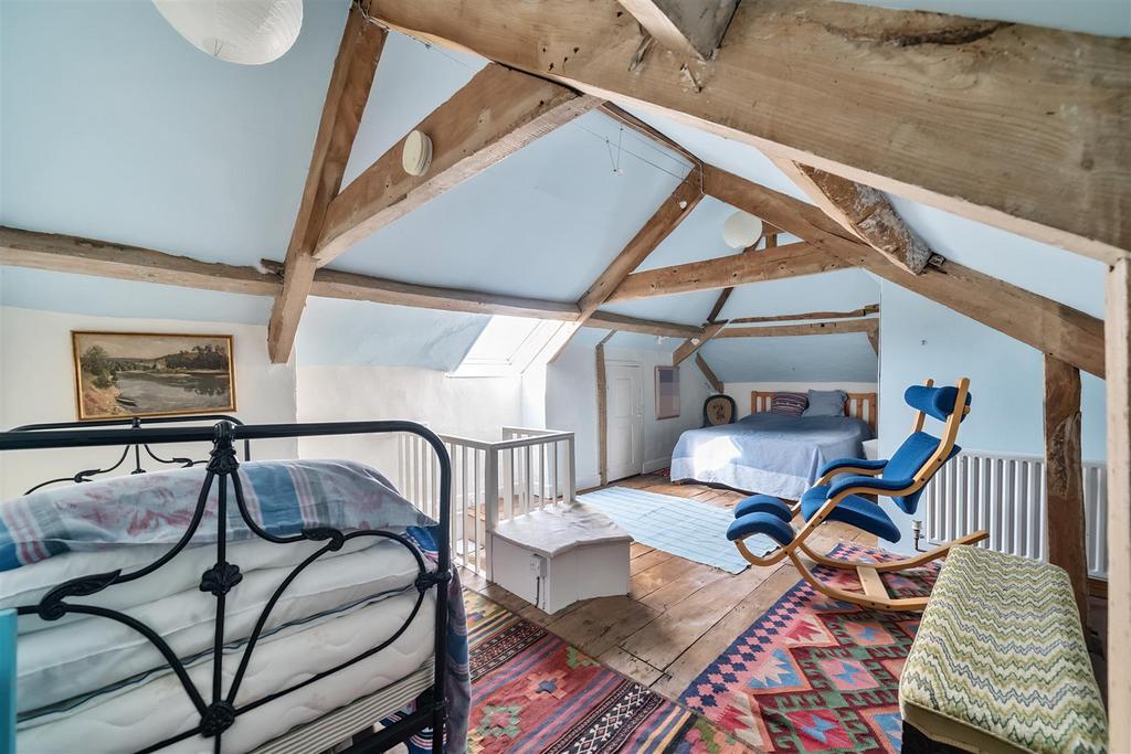 Attic Room.jpg