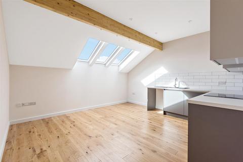 2 bedroom apartment for sale, Station Road, Whimple, Exeter