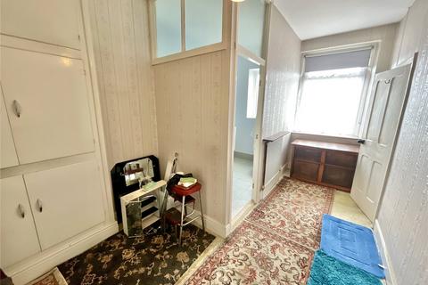141 Dodworth Road, Barnsley, S70 6HL