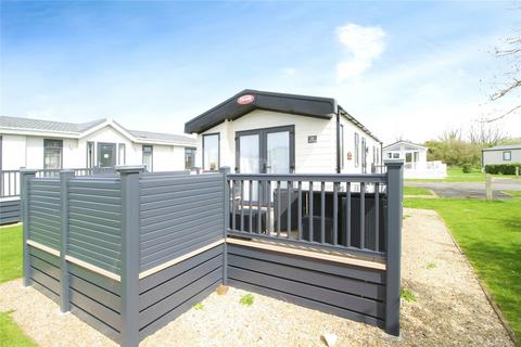 3 bedroom mobile home for sale, Water Lily Meadow, Broadway Lane, South Cerney, Gloucestershire, GL7