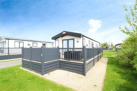 3 bedroom mobile home for sale, Water Lily Meadow, Broadway Lane, South Cerney, Gloucestershire, GL7