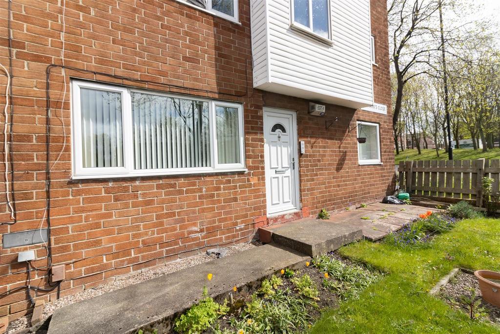 St. Marks Close, Newcastle Upon Tyne 1 bed ground floor flat for sale