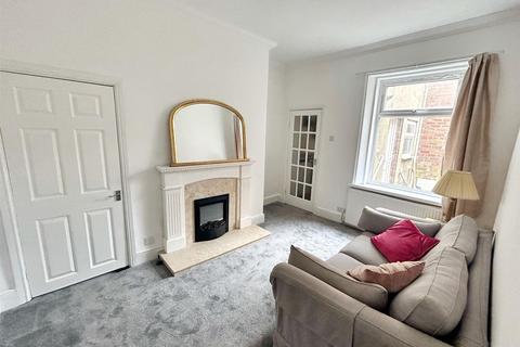 2 bedroom apartment to rent, South Terrace, Wallsend